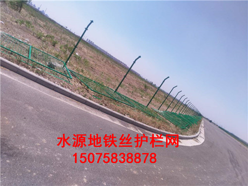 框架護欄網(wǎng)安裝