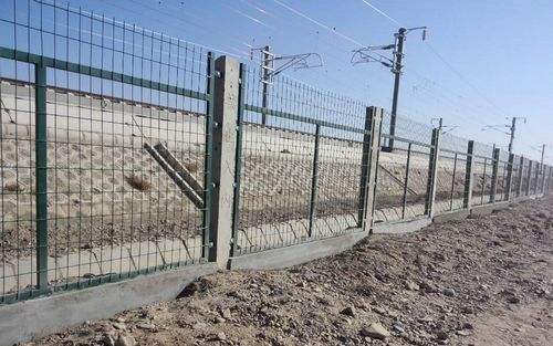 鐵路線路防護(hù)柵欄