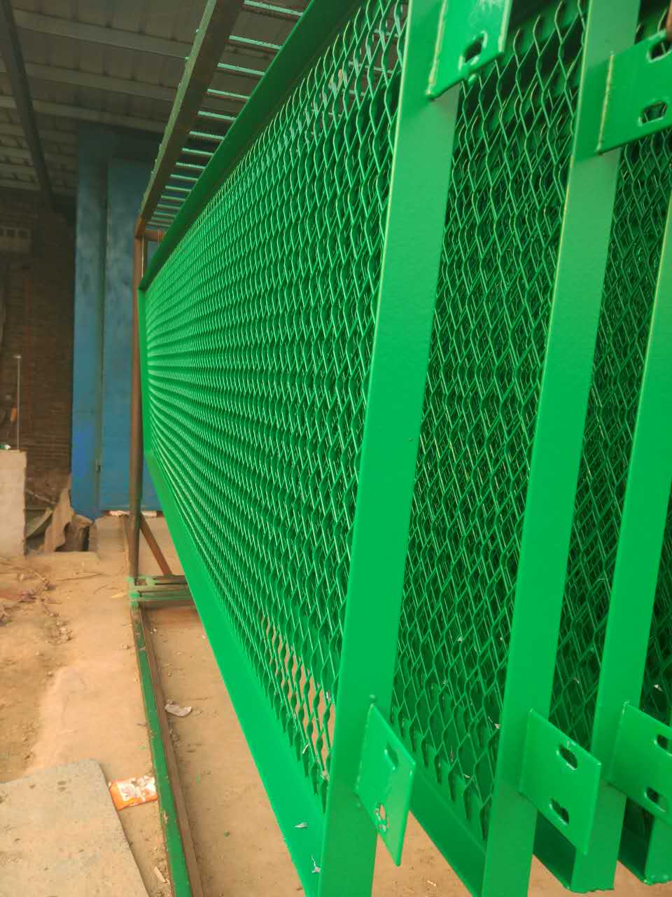 高速交通設施防眩網(wǎng)設計方案工程預算