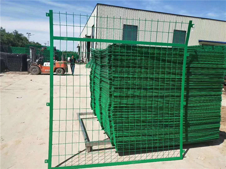 干渠兩側防護網水利設施隔離網護欄